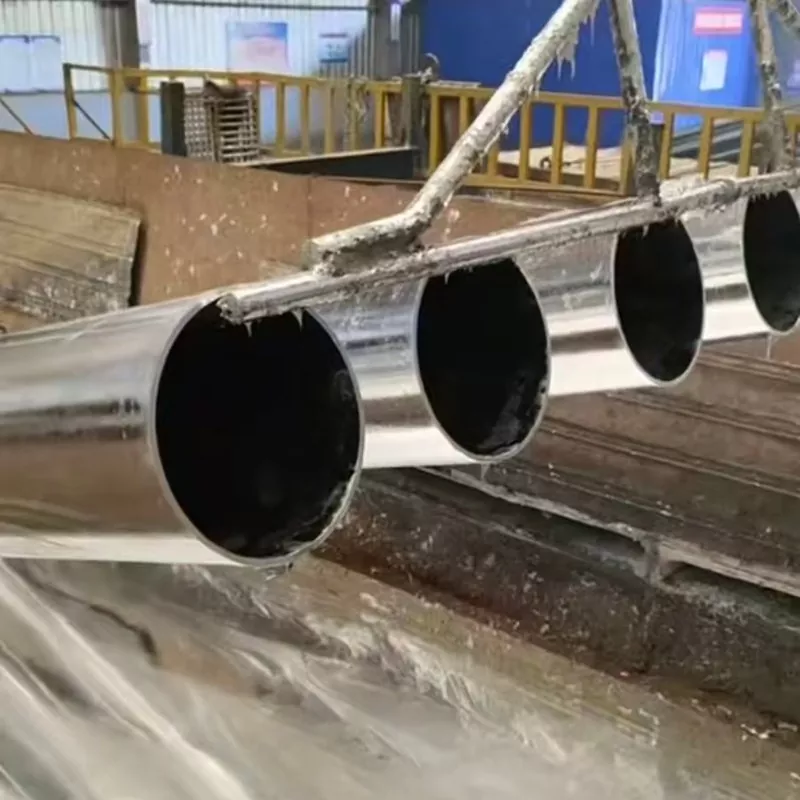 Tubes en acier ronds pré-galvanisés pour échafaudages extérieurs